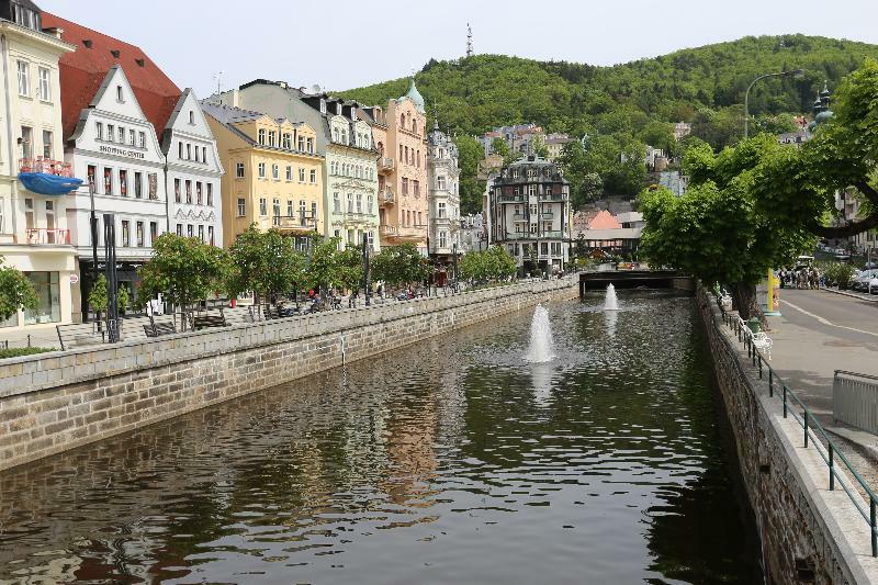 Hotel Renesance Krasna Kralovna Karlovy Vary Exterior photo